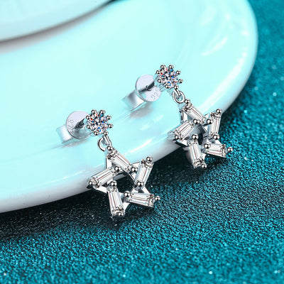 LANjewels Anniversary Star Moissanite Stud Earrings (0.2 ct.tw.)