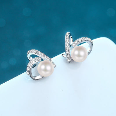 LANjewels Designer Heart Moissanite Pearl Stud Earrings (0.32 ct.tw.)