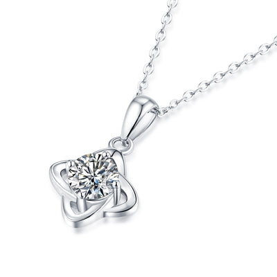 LANjewels Four Leaf Clover Moissanite Pendant Necklace1.0 ct