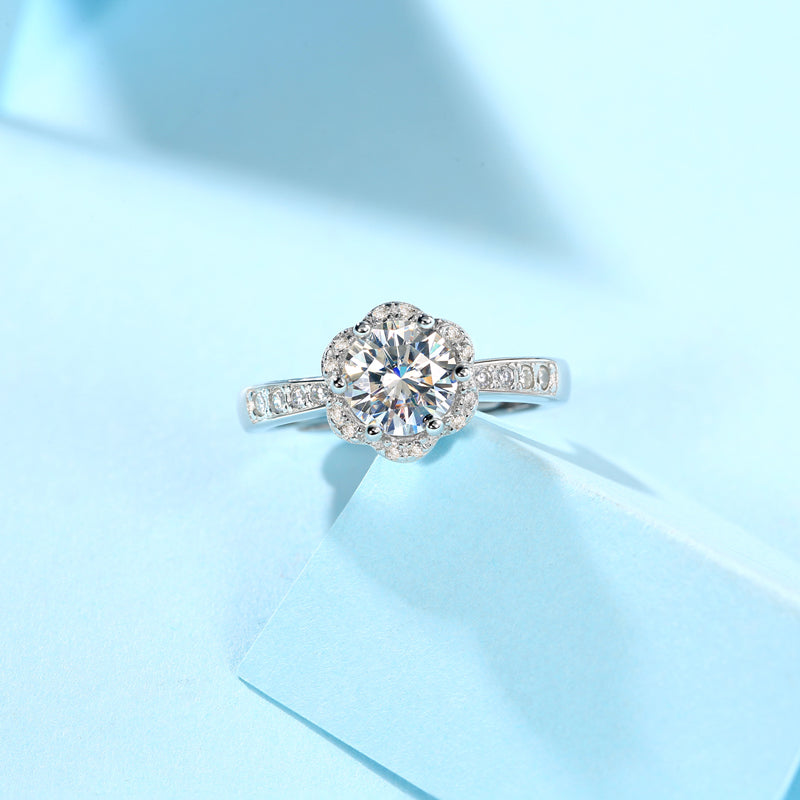 LANjewels Flower Halo Moissanite Engagement Ring