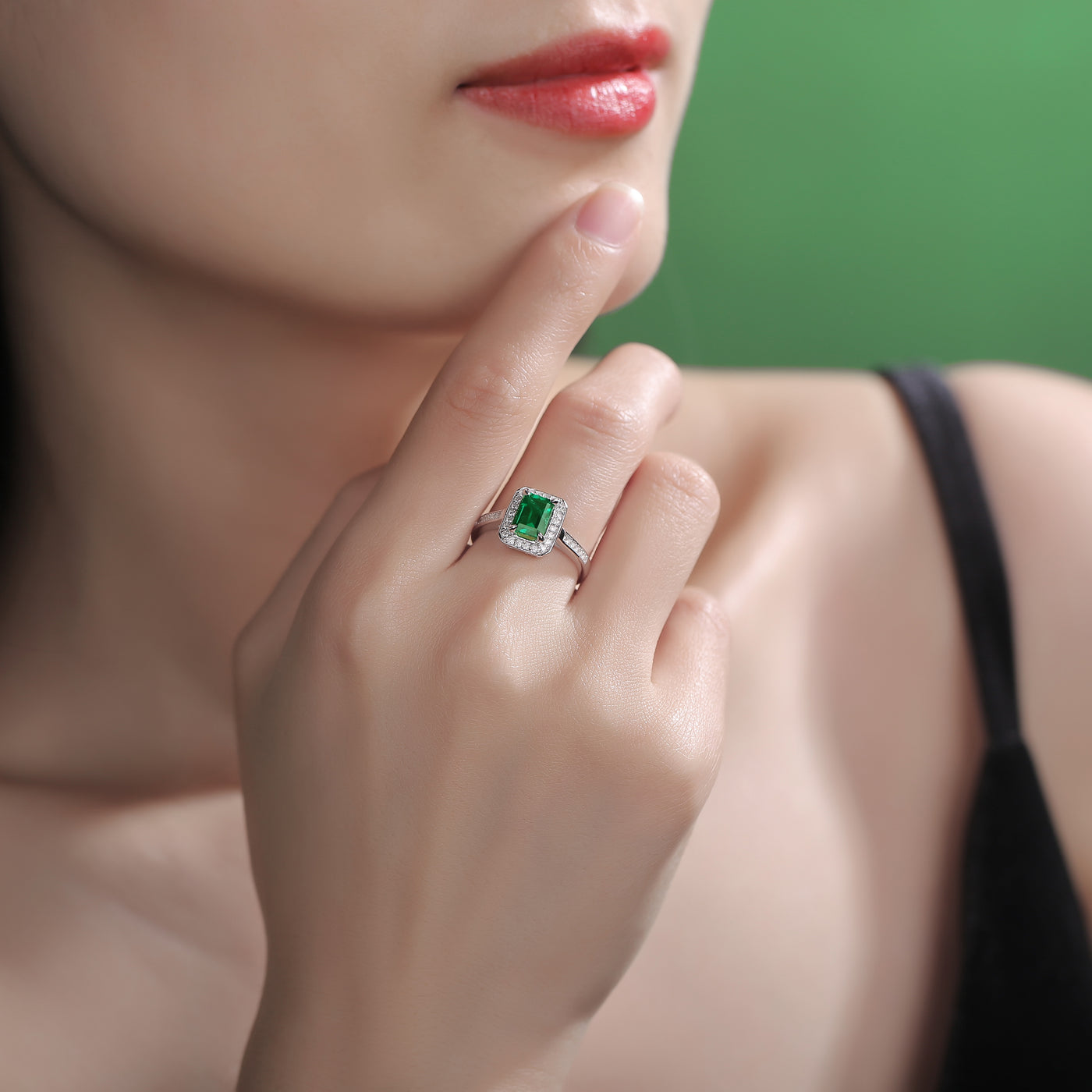 LANjewels Square Halo Emerald Gemstone Ring 1.0 ct