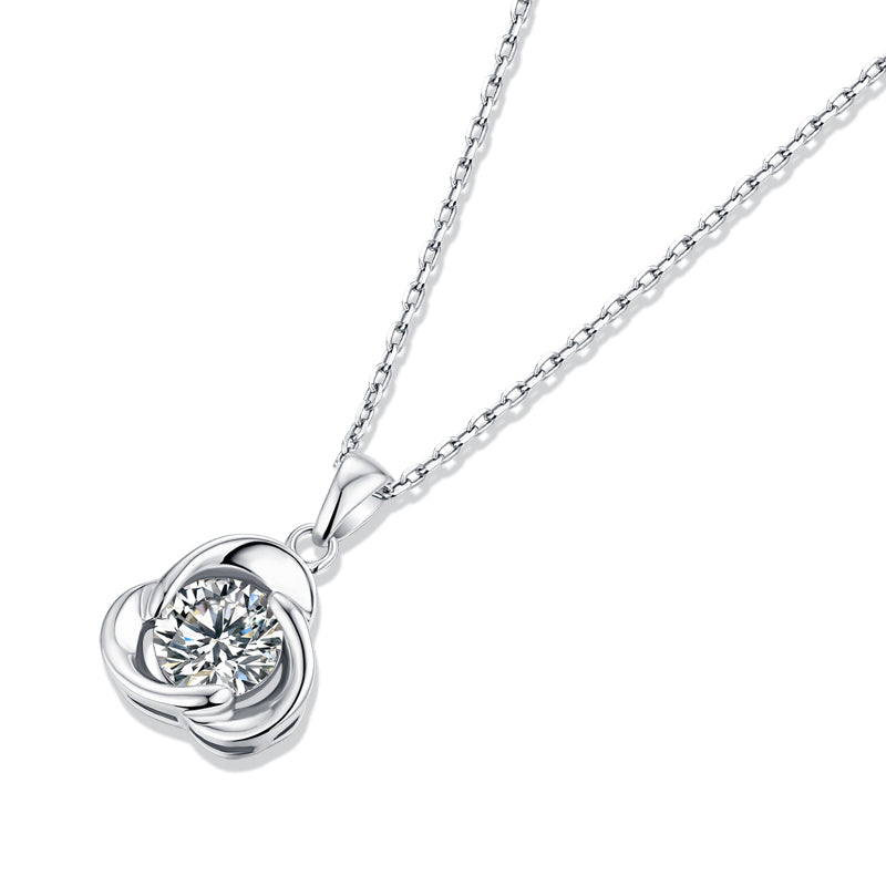 LANjewels Clover Moissanite Pendant Necklace1.0 ct