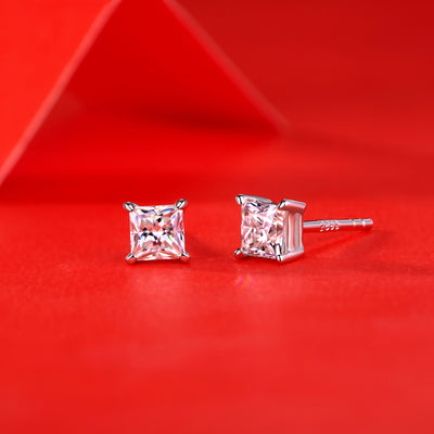 LANjewels Princess Shape Moissanite Stud Earrings (1.0 ct.tw.)