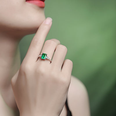 LANjewels Three Stones Emerald Gemstone Ring 1.5 ct