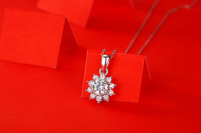 LANjewels Sunflower Moissanite Pendant Necklaces 1.0ct