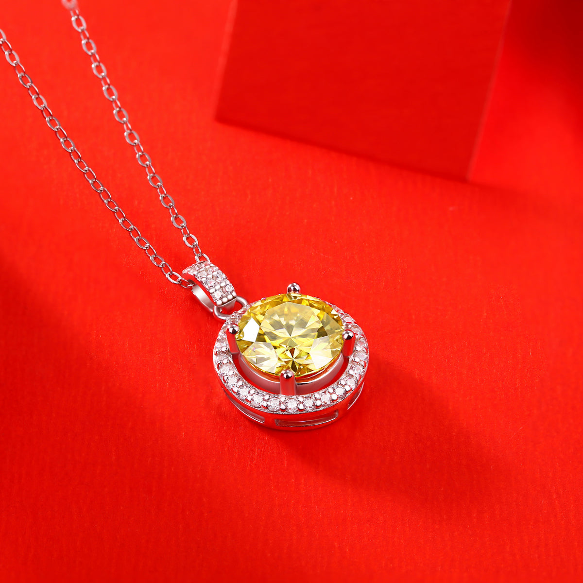 LANjewels Stunning Halo Yellow Moissanite Pendant Necklaces