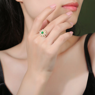 LANjewels Daisy Flower Emerald Gemstone Ring