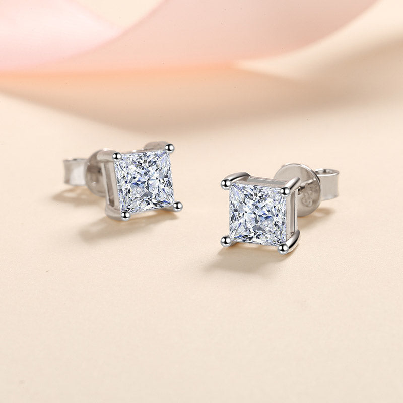 LANjewels Princess Shape Moissanite Stud Earrings