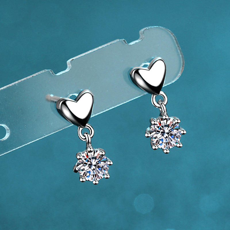 LANjewels Round Cut Moissanite Heart Drop Earrings (0.6 ct.tw.)