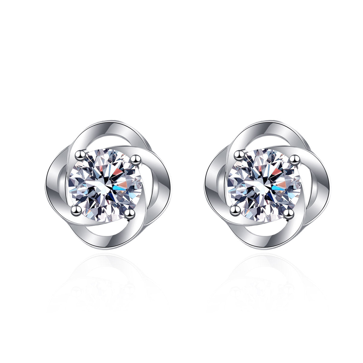 LANjewels Simple Four-Prong Moissanite Stud Earrings