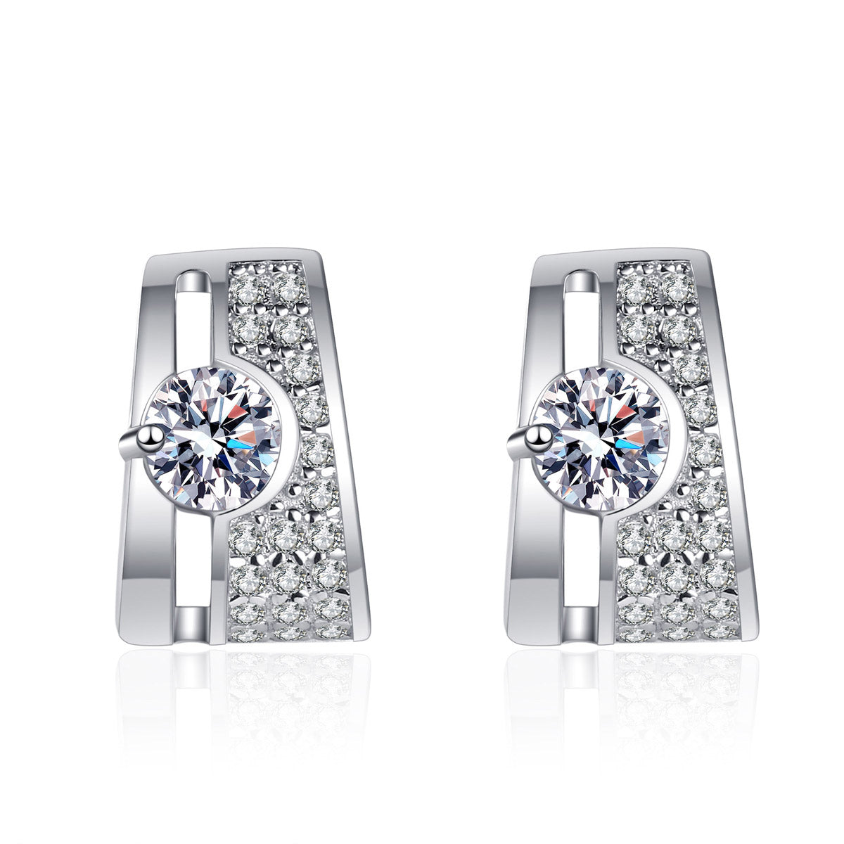 LANjewels Fashion Moissanite Stud Earrings (0.6 ct.tw.)